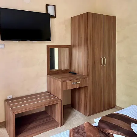 Family Hotel Kontesa Lozenets Exterior photo